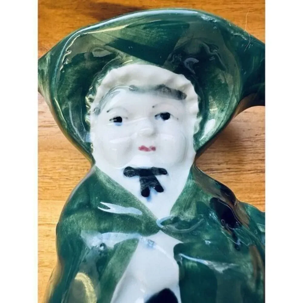 Tableware Figural Character Porcelain Woman In Green Milk Creamer‎ Small Pitcher
